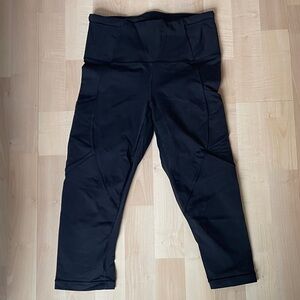 Cropped Lululemon leggings